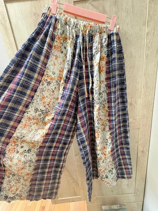 POL Patchwork Wide Leg Pants โ Size Small - Picture 2 of 6